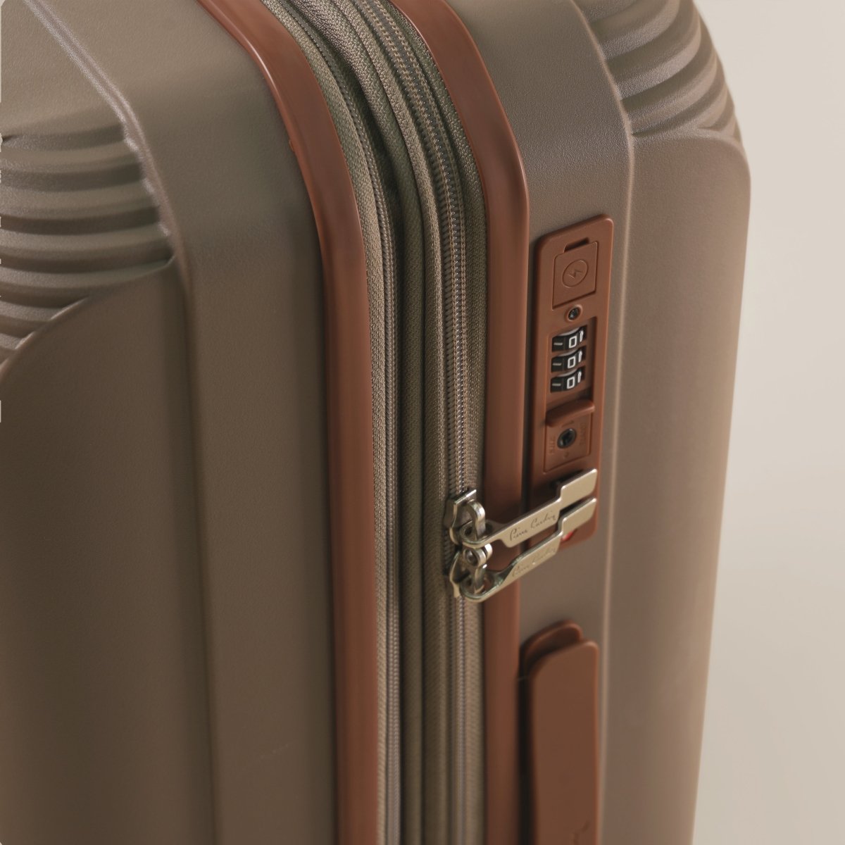 Vienna Suitcase, Unbreakable Set of 3 + Beauty Case - Champagne - MOON - Luggage & Travel Accessories - Pierre Cardin